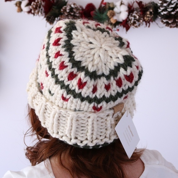 Chunky Cozy Knit Winter Hat Beanie Handmade Warm - Picture 3 of 3